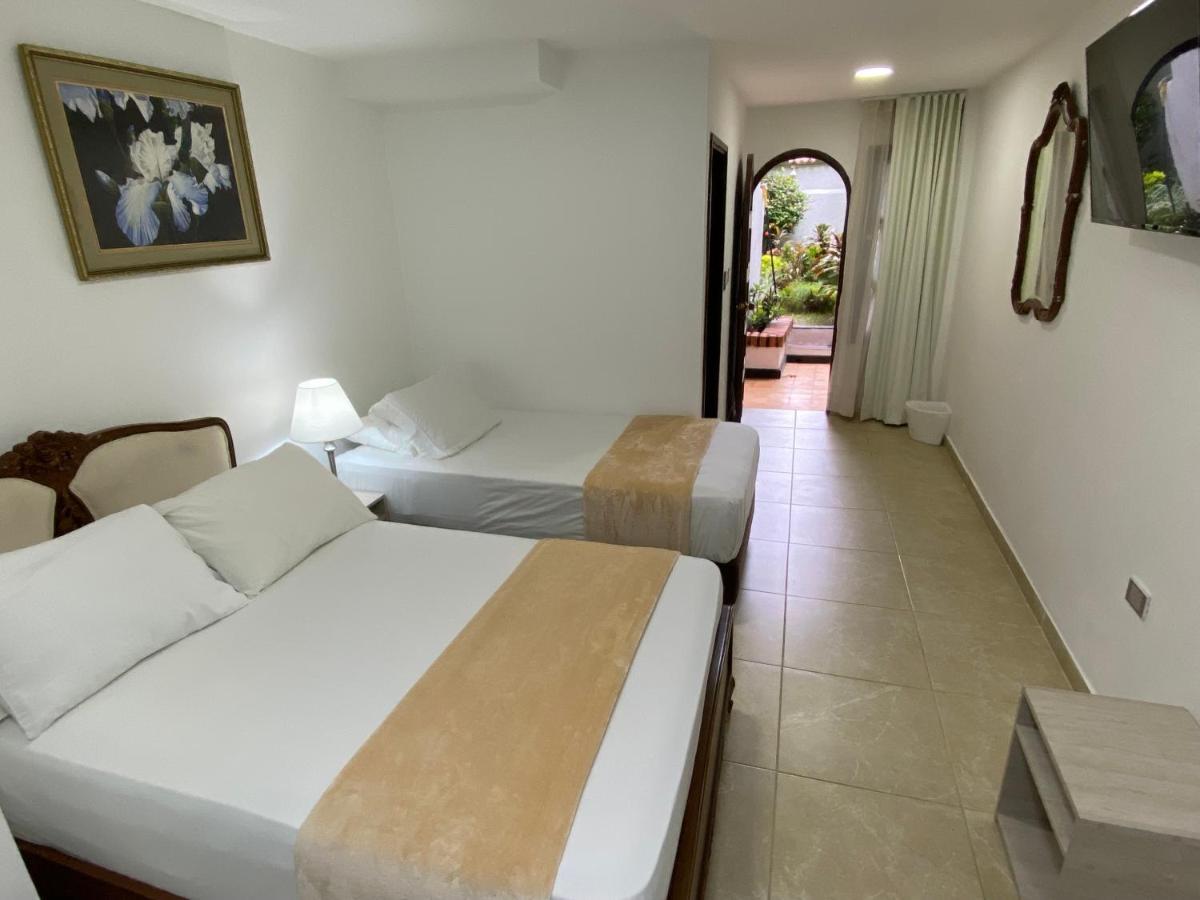 Hotel Casa Colonial Баранкила Екстериор снимка